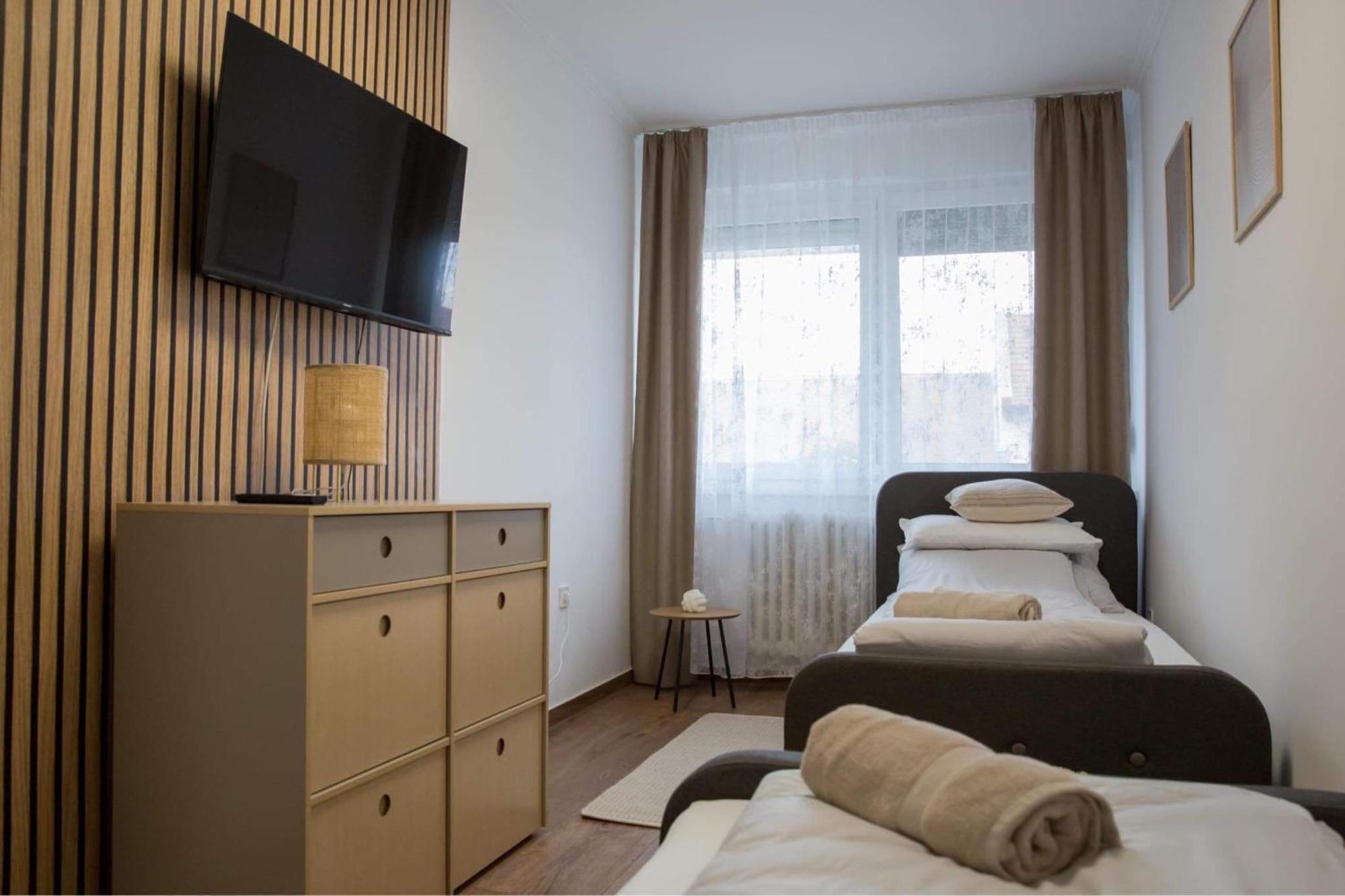 Deluxhome Sárospatak Extérieur photo